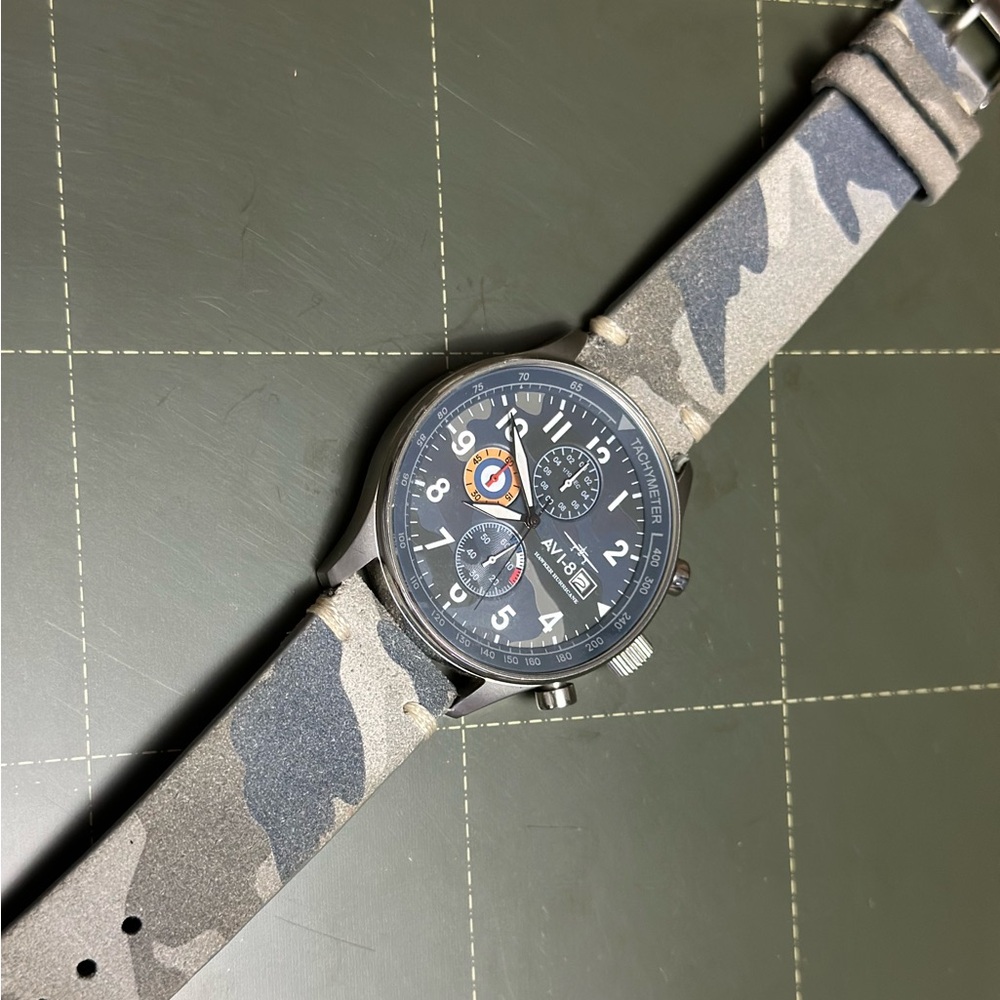 Avi-8 Hawker Hurricane quartz 4011